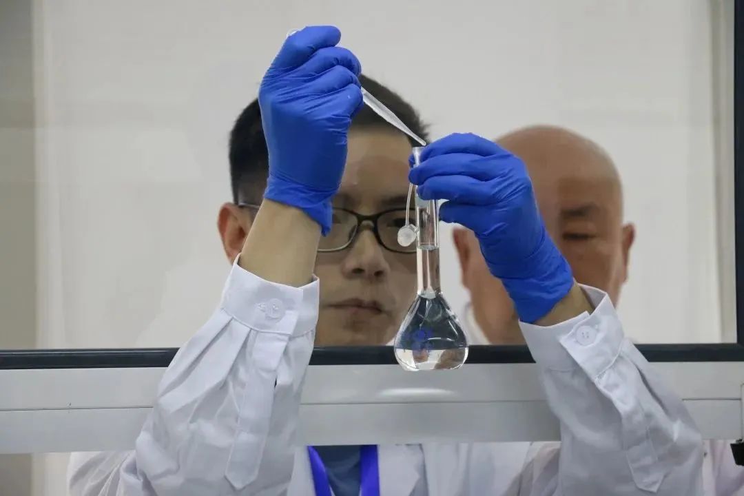 新闻简讯丨弘扬大国工匠精神 争当农药检测尖兵